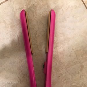 Chi straightener